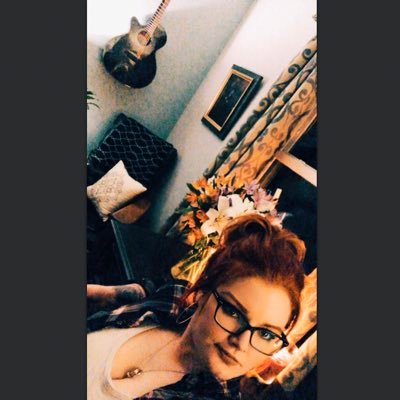 Profile Picture of Amber Back (@AmberLeeBack) on Twitter