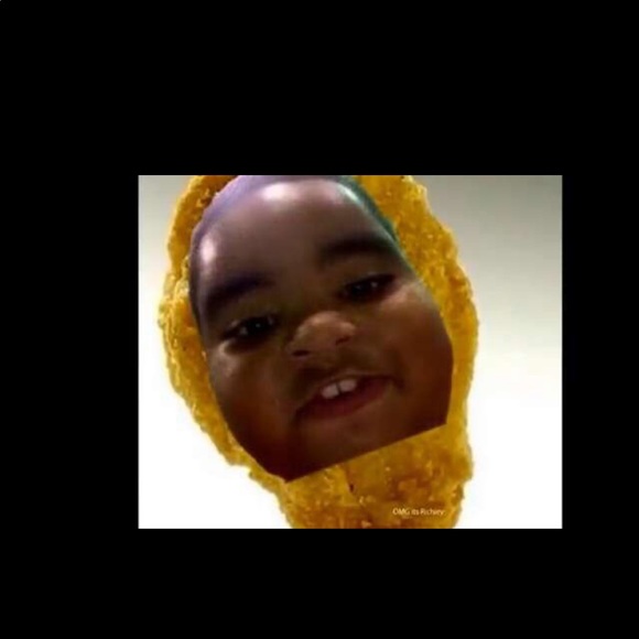 Profile Picture of Itzel Solis (@itzelsolis04) on Poshmark