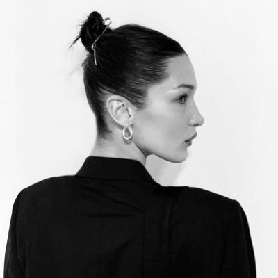 Profile Picture of Alex (@KennyLoveBurger) on Twitter