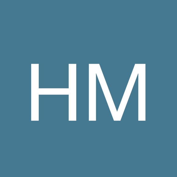 Profile Picture of Hamza Mohamed (@hamzamohamed525) on Poshmark