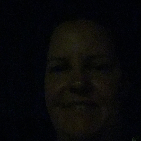 Profile Picture of Kristy Meldrum (@kristymeldrum) on Poshmark