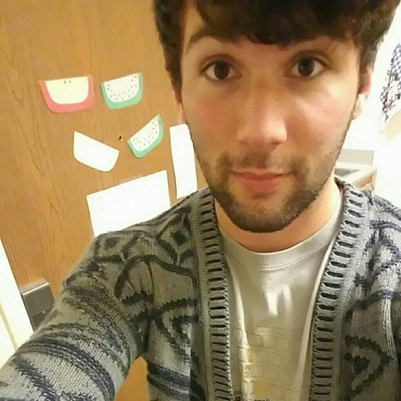 Profile Picture of Jordan Auker (@jmauker12) on Poshmark