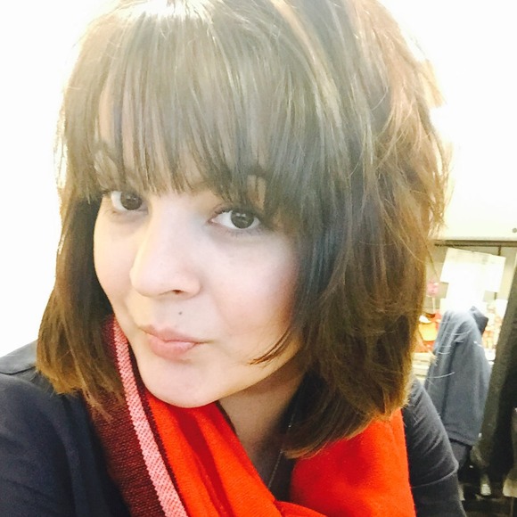 Profile Picture of Araceli Samaniego (@cel26) on Poshmark