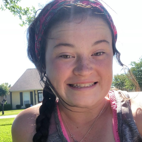 Profile Picture of Kathryn Hughes (@kathrynhughes5) on Poshmark
