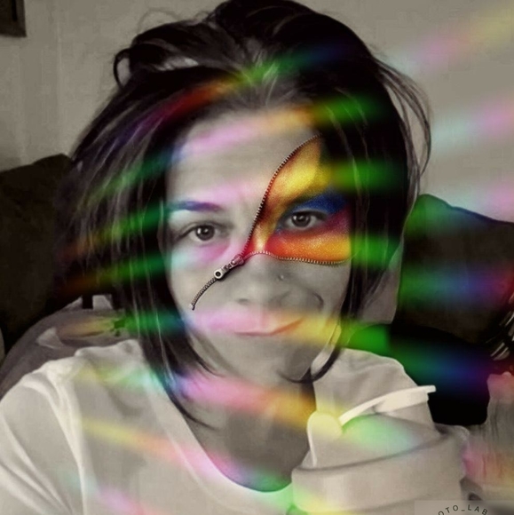 Profile Picture of Mel Weltmer (@mweltmer73) on Poshmark