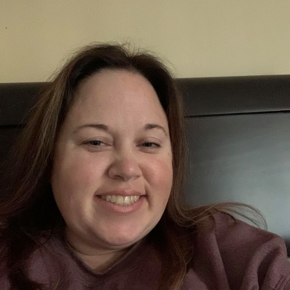 Profile Picture of Amanda Chafin adkins (@afadkins) on Poshmark