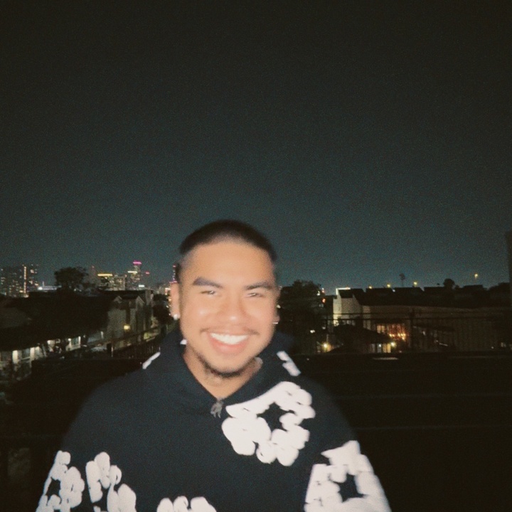 Profile Picture of Aaron Medrano (@medranocuts) on Tiktok