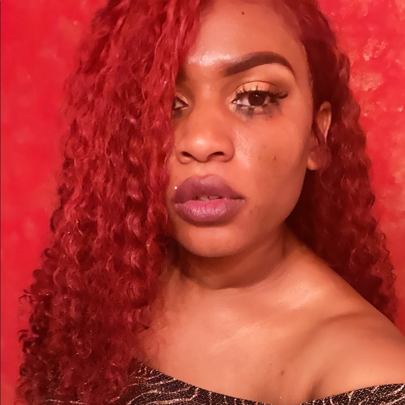 Profile Picture of Tia Dozier (@tiadozier) on Poshmark