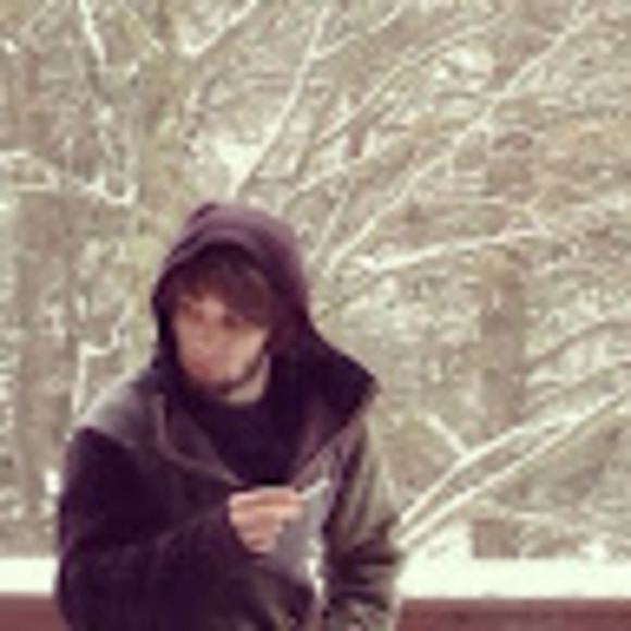 Profile Picture of Cory Carrozzo (@cormancarrozzo) on Poshmark