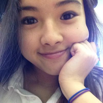 Profile Picture of Sara Huynh (@sar_icle) on Twitter