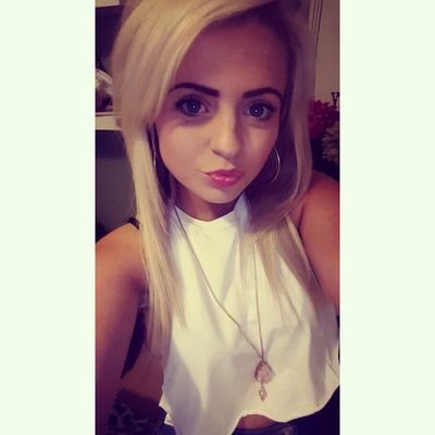 Profile Picture of Rachel Ballentine (@rachyb_97) on Twitter