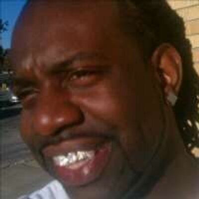 Profile Picture of Timothy Simms (@EL_BOOGIE39) on Twitter