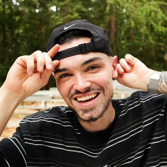 Profile Picture of Zane (@zaneclifton) on Tiktok