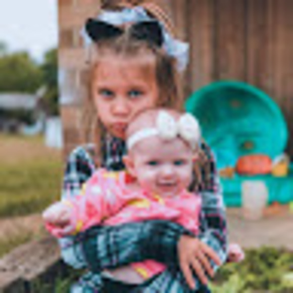 Profile Picture of Jamie matt Bridges (@mbridges90) on Poshmark