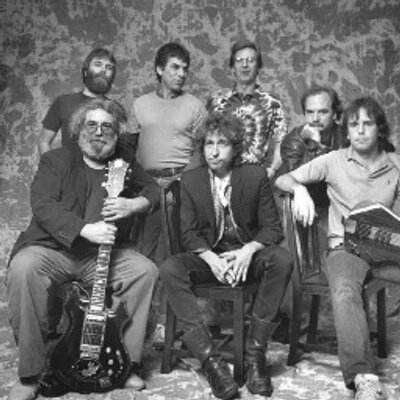 Profile Picture of Alex Romano (@ItsArom) on Twitter