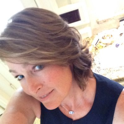 Profile Picture of Laura Schneider (@La1185) on Twitter