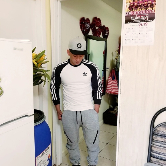 Profile Picture of Jairo Ramos (@tunene_lindo23) on Poshmark