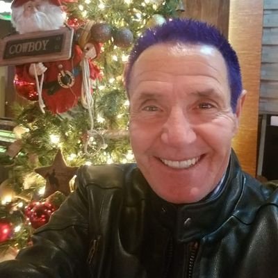 Profile Picture of Michael P. Whelan (@mikeywhelan) on Twitter