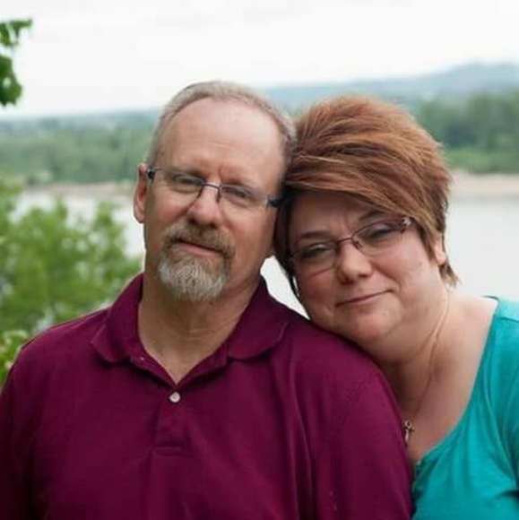 Profile Picture of Shannon Foster (@fsmurf218) on Poshmark