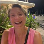 Profile Picture of Louise Roberts (@lfaragherroberts) on Instagram