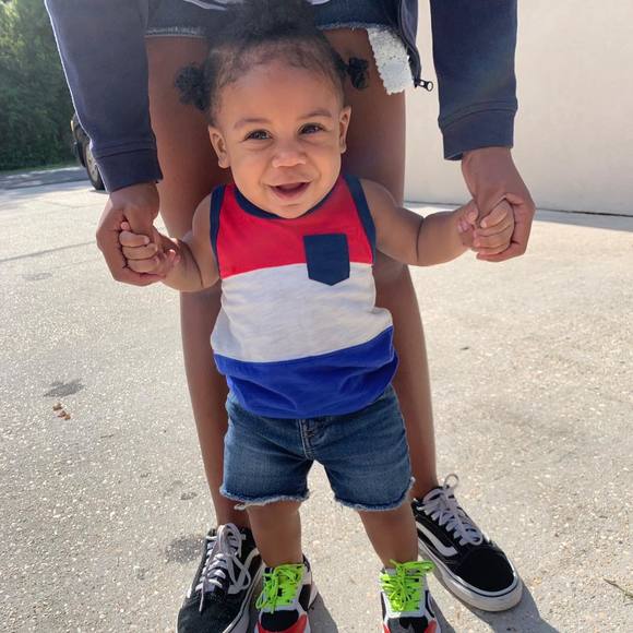 Profile Picture of Lisa Haynes (@lmhaynes) on Poshmark