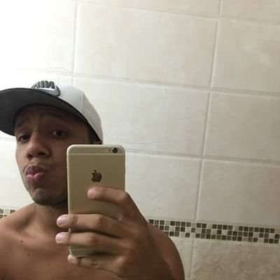 Profile Picture of Gabriel Escobar. (@SePrendeHer) on Twitter