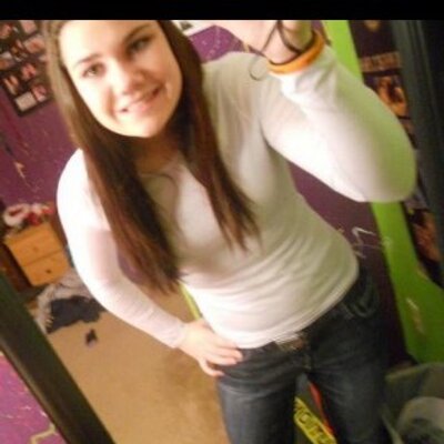 Profile Picture of Amanda Hatley (@amanda_hatley) on Twitter