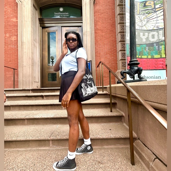 Profile Picture of Trinity Williams (@trincrish06) on Poshmark