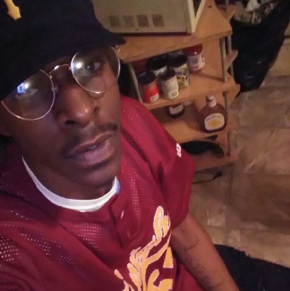 Profile Picture of Jeffrey Webb (@webbjeffrey) on Poshmark