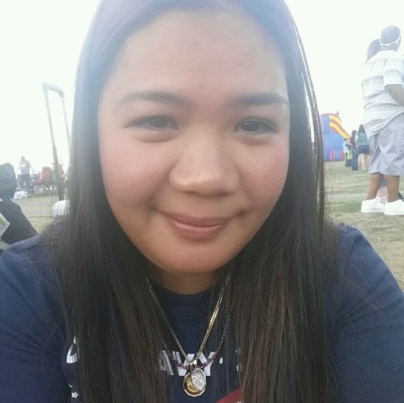 Profile Picture of Leona Machado (@4xjmachado) on Poshmark