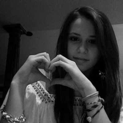 Caitlin Beadles - Twitter Profile Picture of Caitlin Beadles (@@CAlTLINBEADLES) on Twitter