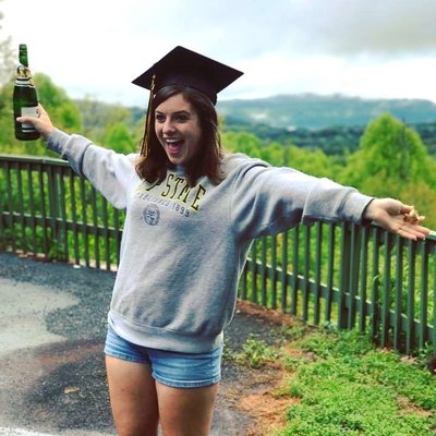 Profile Picture of Rebecca Mae (@RebeccaBrady7) on Twitter