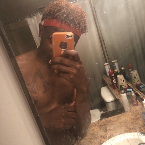 Profile Picture of Kevon Johnson-reeder (@kevonjohnson18) on Poshmark