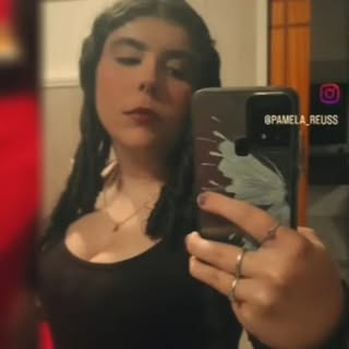 Profile Picture of Pâmela Reus (@pamela_reuss) on Instagram