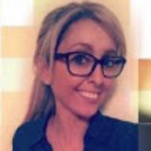 Profile Picture of Lexi Avanzato (@lexiavanzato) on Poshmark