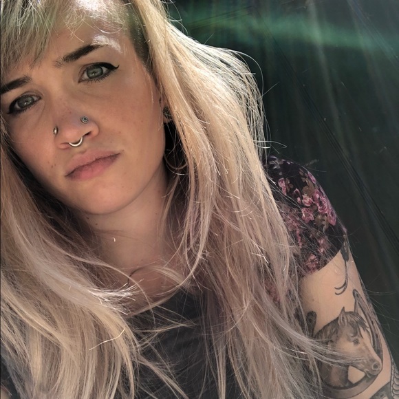 Profile Picture of Trudie Kaiser (@2rood) on Poshmark