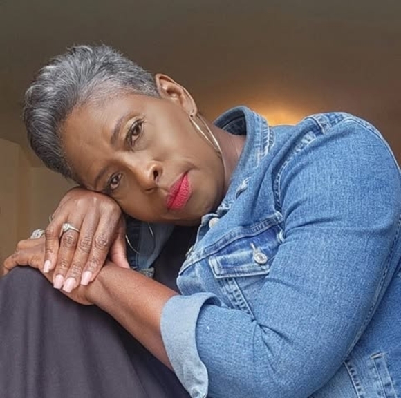 Profile Picture of Lisa Kellam (@lisakellam593) on Poshmark