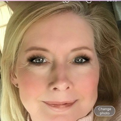 Profile Picture of Janet Harada (@janet_harada) on Twitter