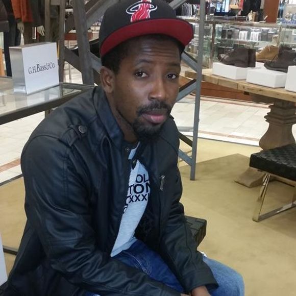 Profile Picture of All ali Camby (@al_crazy2000) on Poshmark