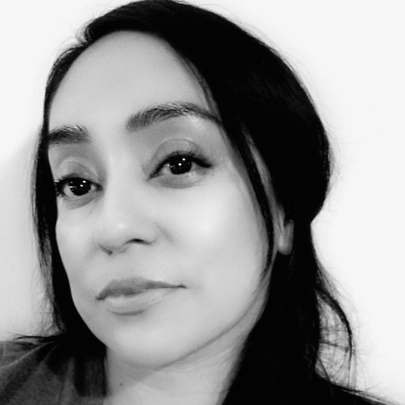 Profile Picture of Eloisa Gutierrez (@gelo0923) on Poshmark