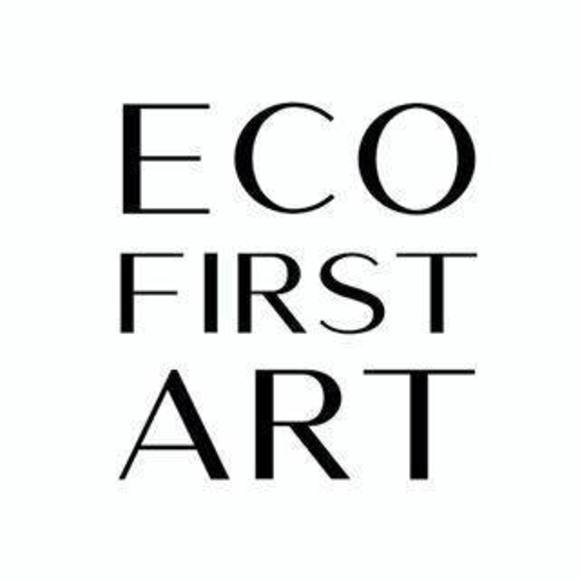 Profile Picture of Janeen Wolek (@morgan1984) on Poshmark