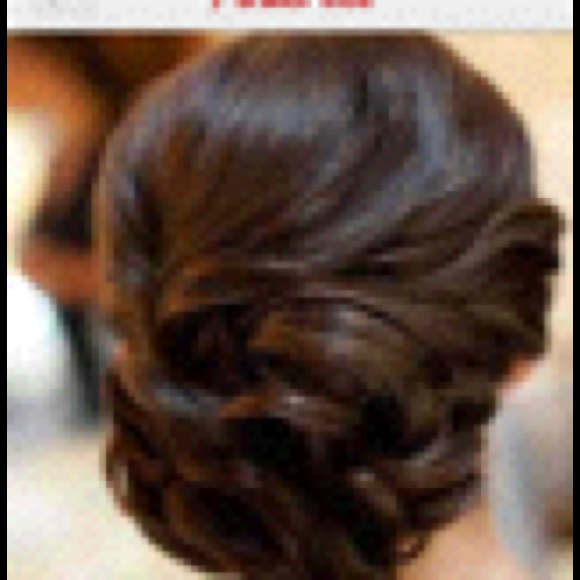 Profile Picture of Danielle Quaranta (@dmq) on Poshmark