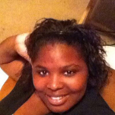 Profile Picture of Jasmine Humphrey (@mrshumphrey24) on Twitter