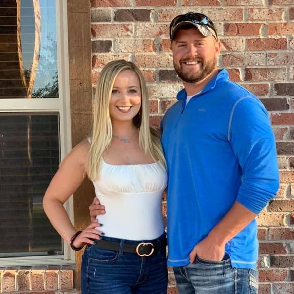 Taylor Zoerner - Poshmark Profile Picture of Taylor Zoerner (@taylorzoerner) on Poshmark