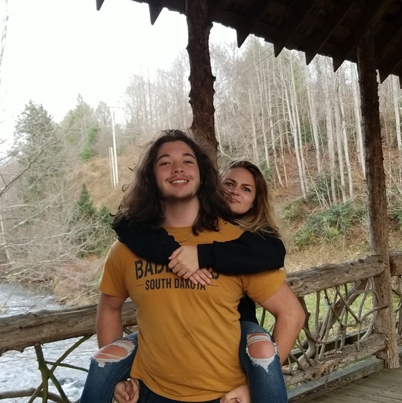 Profile Picture of Brody Rasnick (@brody_rasnick) on Poshmark