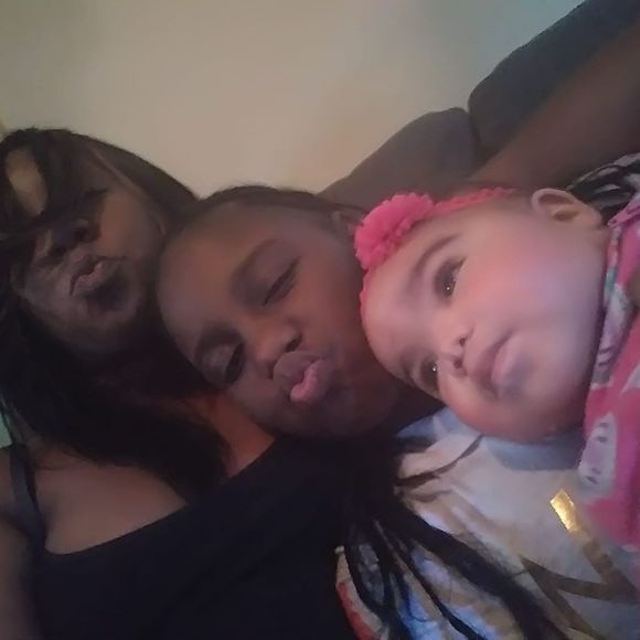 Profile Picture of Carolyn Epps (@carolynepps29) on Poshmark