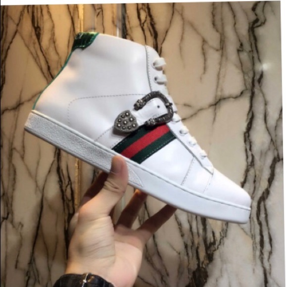 Kaila Wright - Poshmark Profile Picture of Kaila Wright (@kswright12) on Poshmark