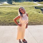 Profile Picture of adrienne robertson (@adrienne_elyse) on Instagram