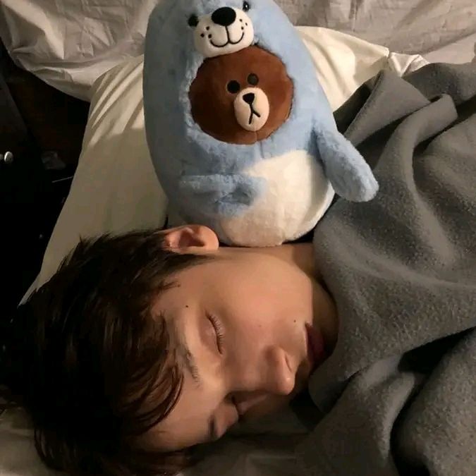 Profile Picture of leonardo hue (@everythingabouthue) on Tiktok