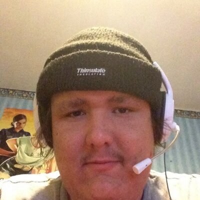 Profile Picture of Chris Hone (@MANBAGswag) on Twitter